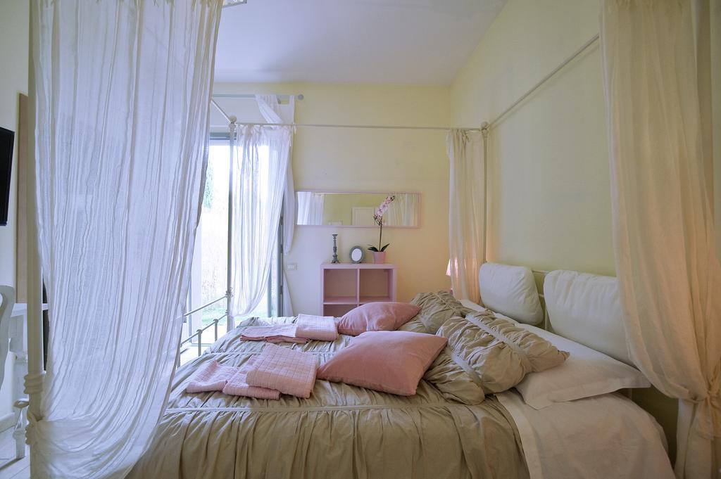 Sogno D'Oro B&B Poggibonsi Cameră foto