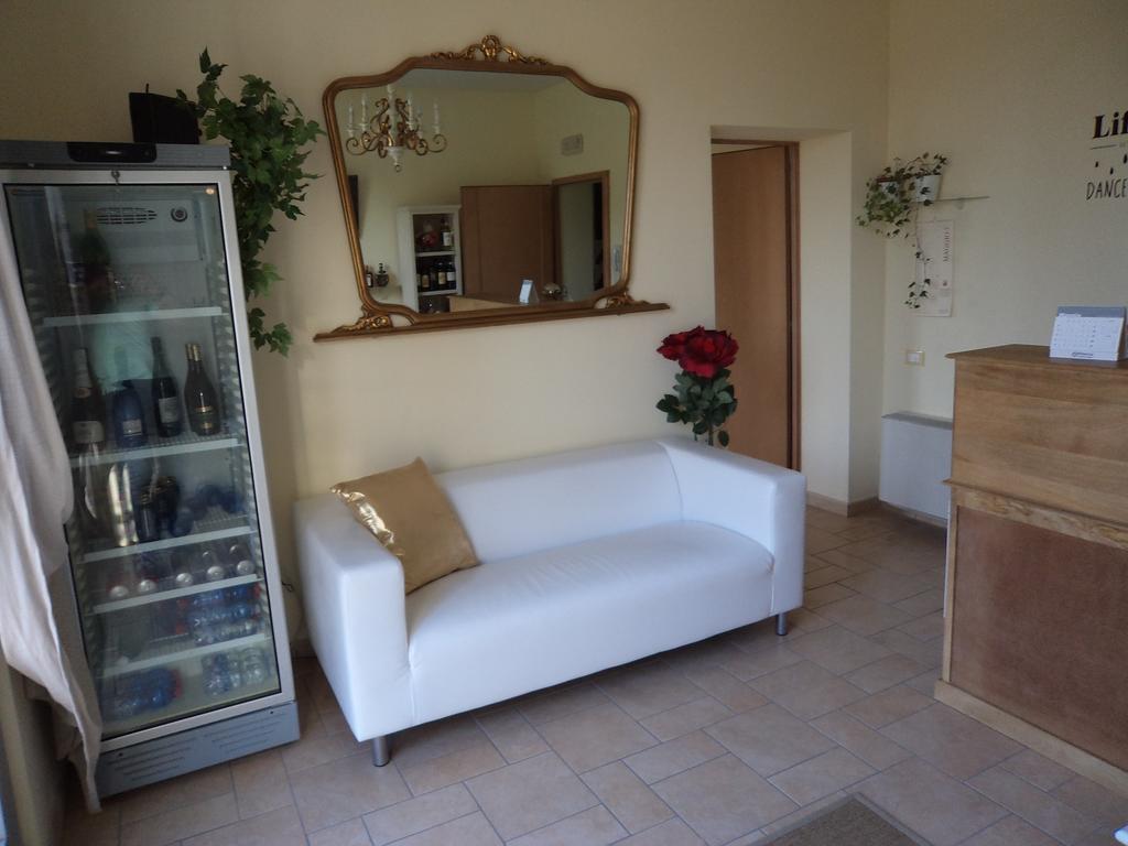 Sogno D'Oro B&B Poggibonsi Exterior foto